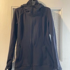 L❤️ved  a handful of times “Athleta” sweatshirt w/hood.